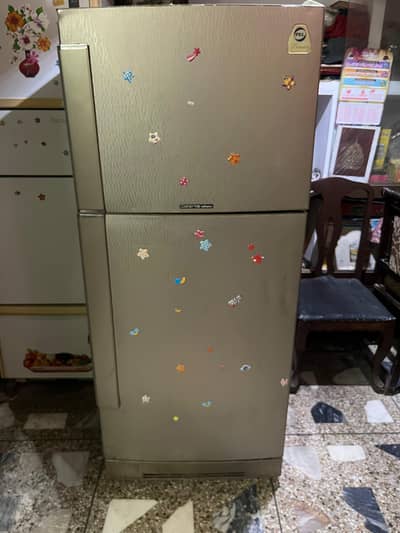 Pel refrigerator for sale good condition chill cooling. . .