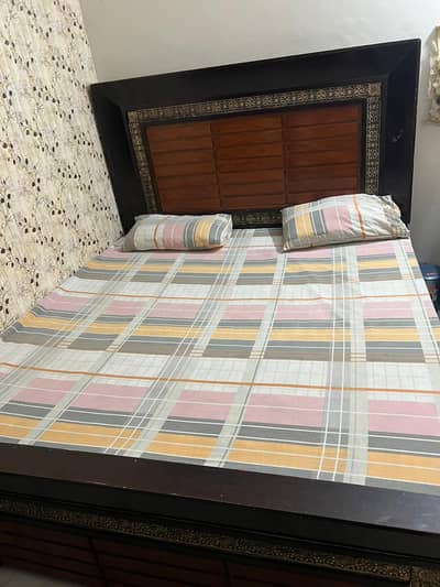 a bed urgent sale only 50000