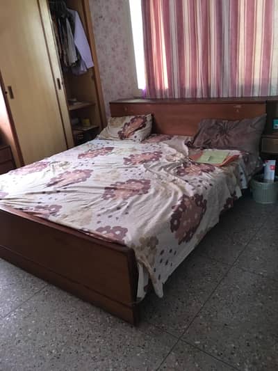 Modern king size Bed  with 2 side storage and back storage box.