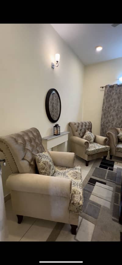 7 seater sofa set with center table in excellent fabric