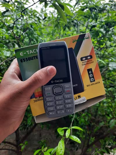 Etachi e550 lite 4 sim card