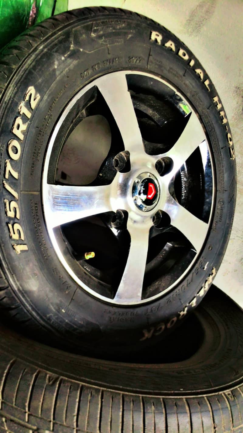 STAR TYRE POINT 9