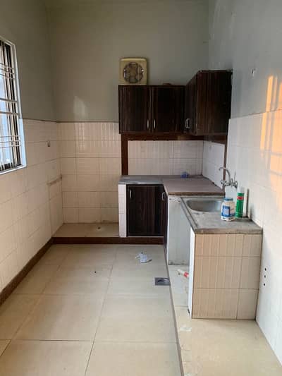 14 Marla Single Storey House Available For Office Rent