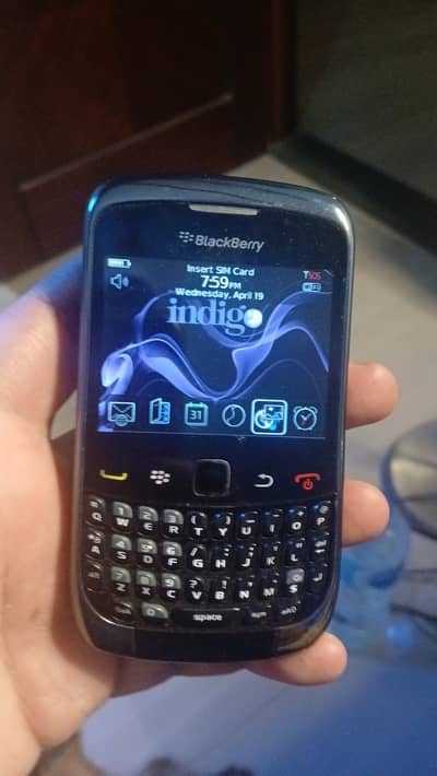 Blackberry curve 8520 for sale ( NON - PTA )