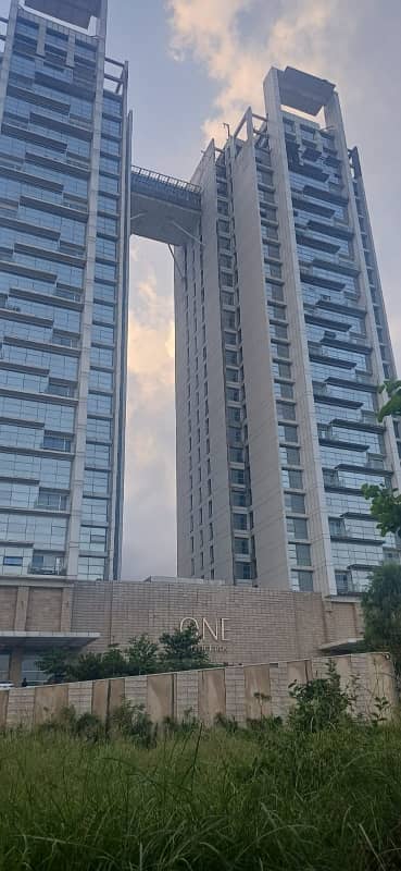 MALL OF ISLAMABAD ONE BED UNFURNISHED APARTMENT FOR RENT