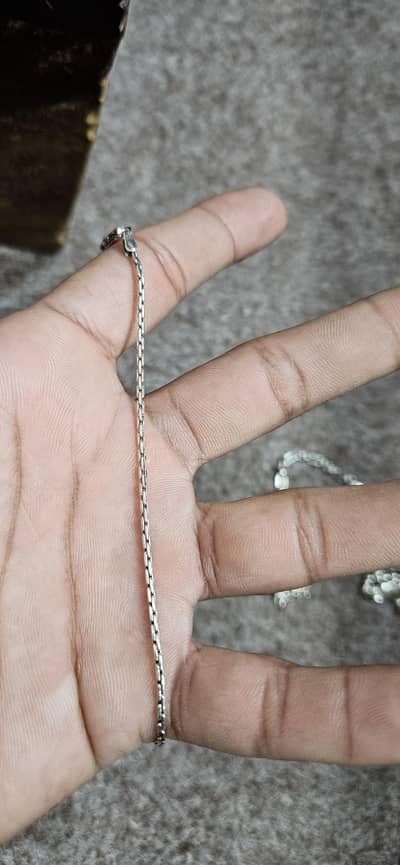 Italian chandi chain