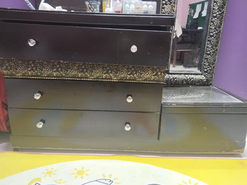 Dressing Table 1