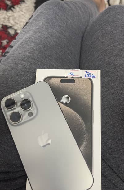 iPhone 15 pro 256Gb Dual physical pta