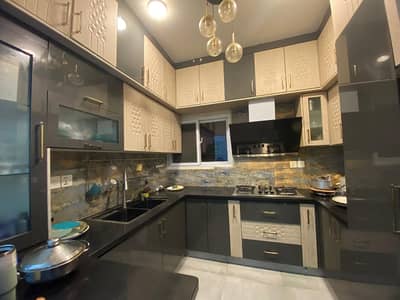 FLAT AVAILABLE FOR RENT IN HIGH-RISE