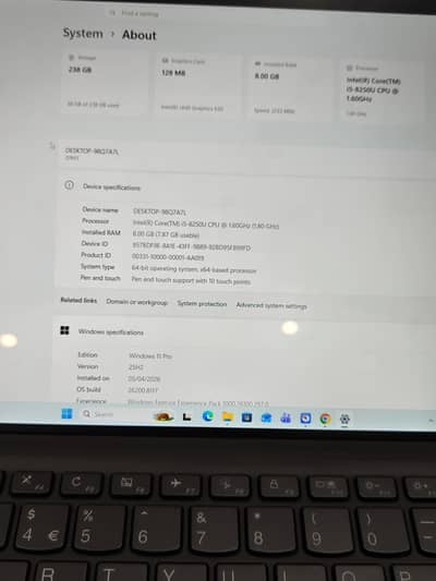 Lenovo mix 520 core i5 8th Generation