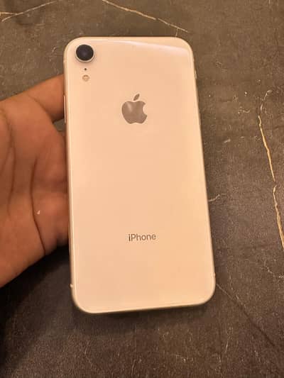 Apple iPhone XR