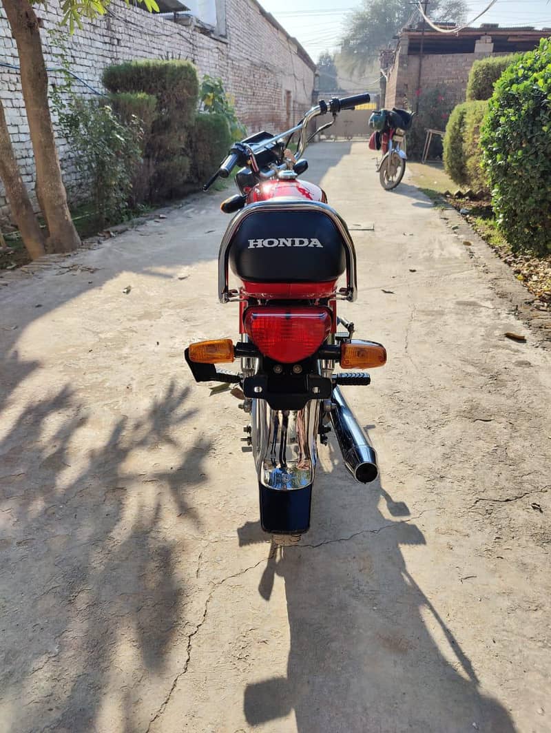 ہونڈا سڈی 70 اوریجنل بھائی 1