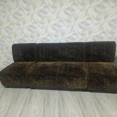 3-Seater Sofa Set – Comfortable & Stylish