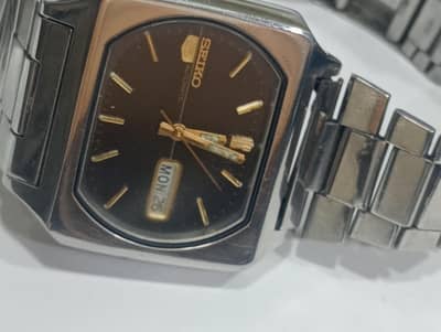 Seiko 5 automatic watch Tank shaped