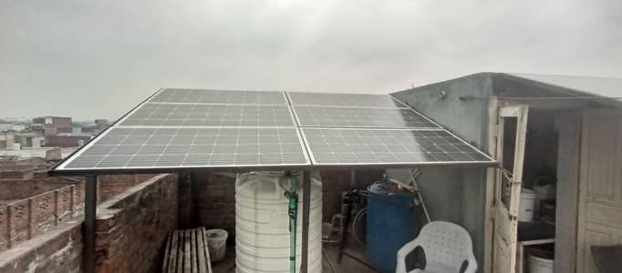 12 volt 180 watt solar penal 6 plates look like new