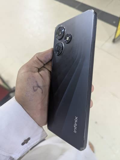 Infinix Hot 30 8+8GB | 128GB WITH BOX