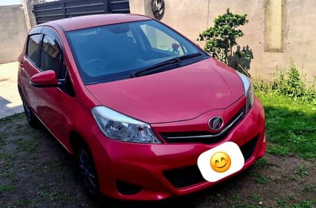 Toyota Vitz Jewela 2012