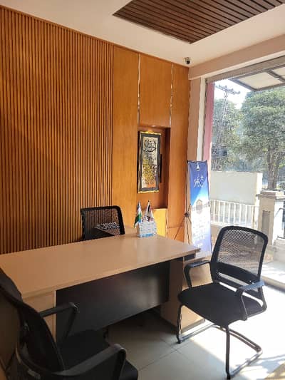 Fuilly Furnished Luxury Office Available For Rent on Sharing Basis per Seat on Main Boluevard Johar Town Lahore