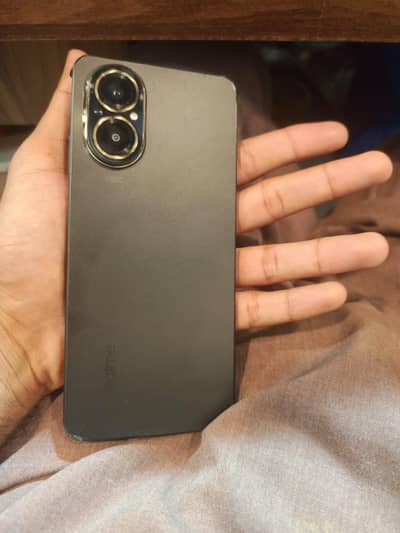 realme c67 8/128