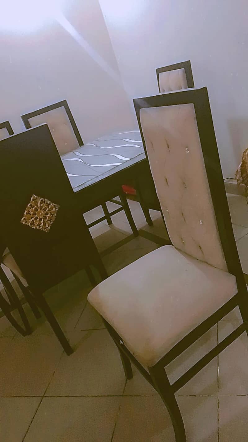 dining table condition 10/9 3