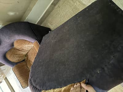 I AM SELLING THIS SOFA BECAUSE I WILL UPGRADE SOFA