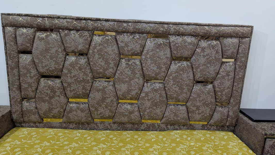 Complete double bed set 0