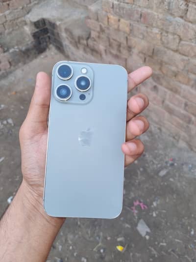 iPhone XR converted 15 Pro read add 64gb jv