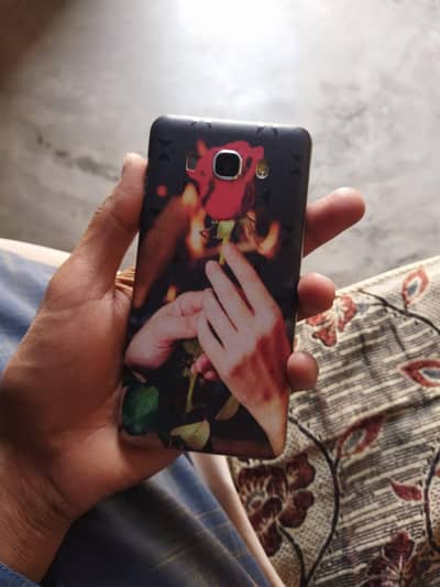 Beautifully decorated Samsung galaxy J5 for best for household purpose