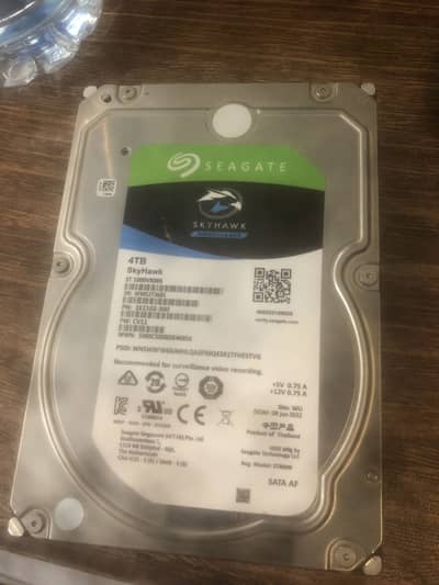 Seagate  Hard drive - 4TB