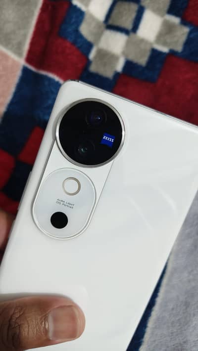 Vivo v40 12gb 256gb official PTA Approved