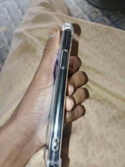 iPhone 11 pro 10-9-5 condition 64Gb 03194382722 rabta All ok wter pack