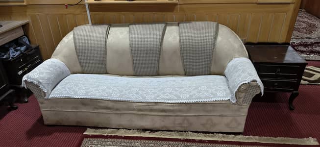 5 Seater sofa for sale