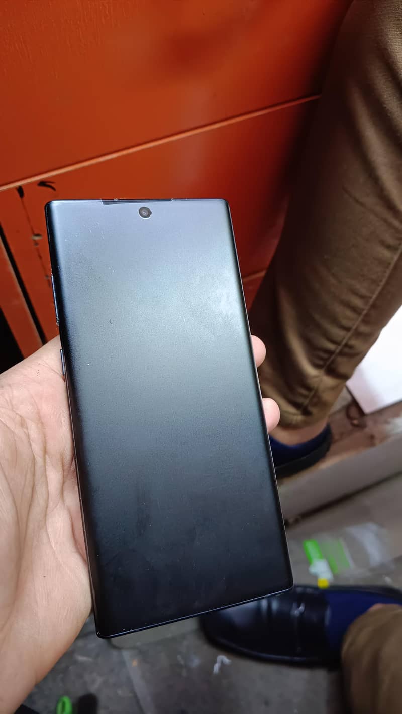 Samsung Note 10 Plus 1