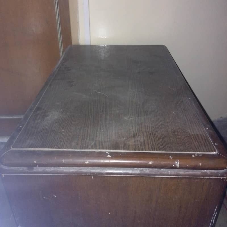 used computer table 0