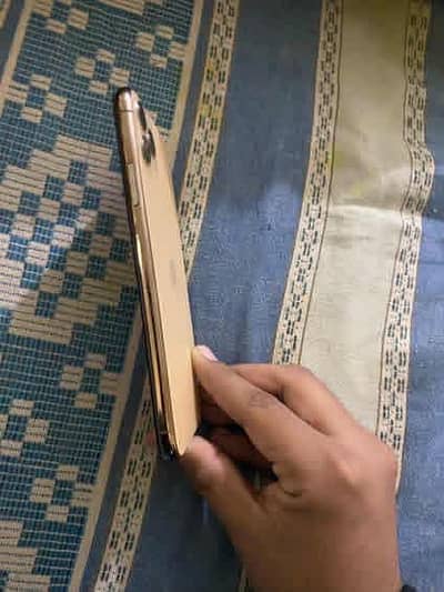 iPhone 11pro max with Samsung s7 edge must read discrimination