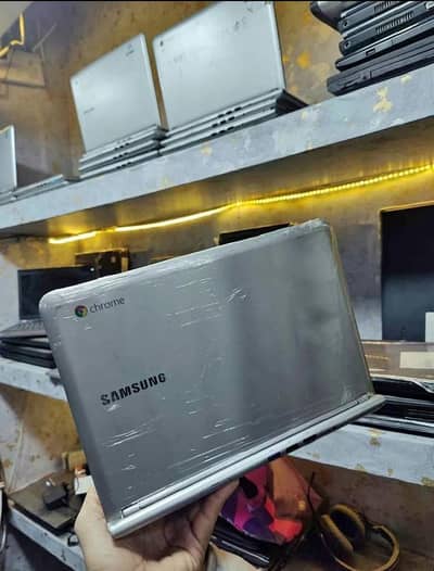 samsung chroome book