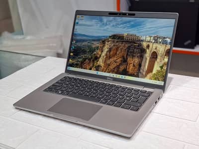 Dell Latitude 5440 . . Core i7 13th Generation laptop (BRAND NEW)