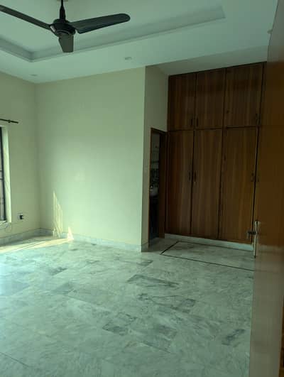 12 Marla Upper Portion Available For Rent