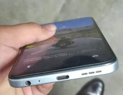 Tecno Spark 40. Full Warrenty Complete Box 8/128