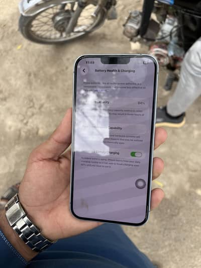 iPhone 14 Plus factory unlock