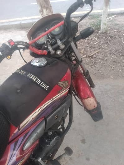 Honda pridor nowshra feroz number