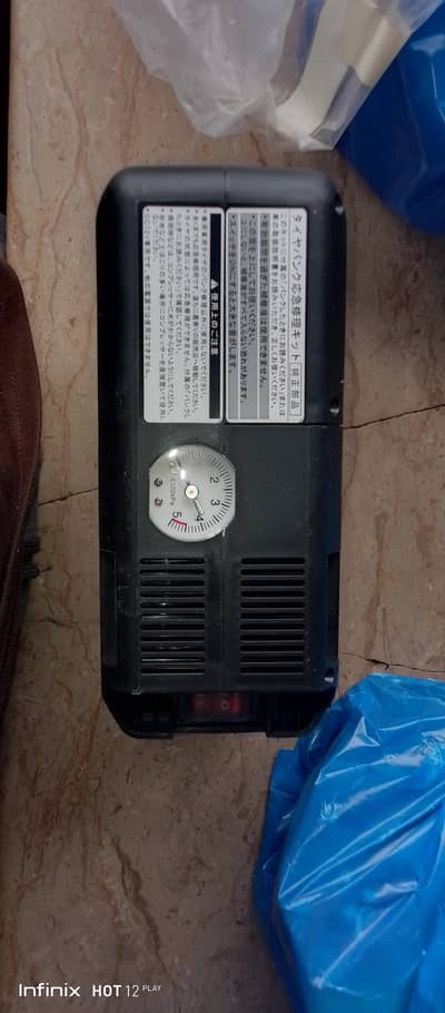 ELECTRONIC AIR  PUMP. + AUTO LIIQUID FOR PUNTURE