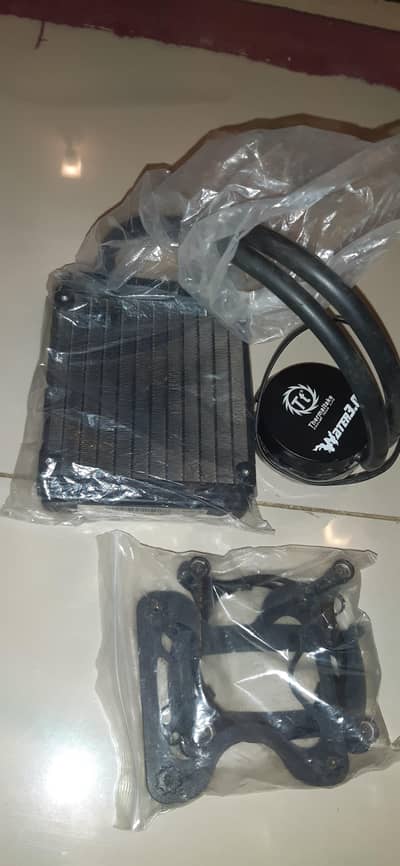 Thermaltake Water 3.0 Performer Liquid Cooling System CPU Cooler