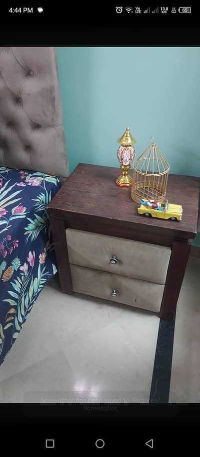 Bed set With Sode tables