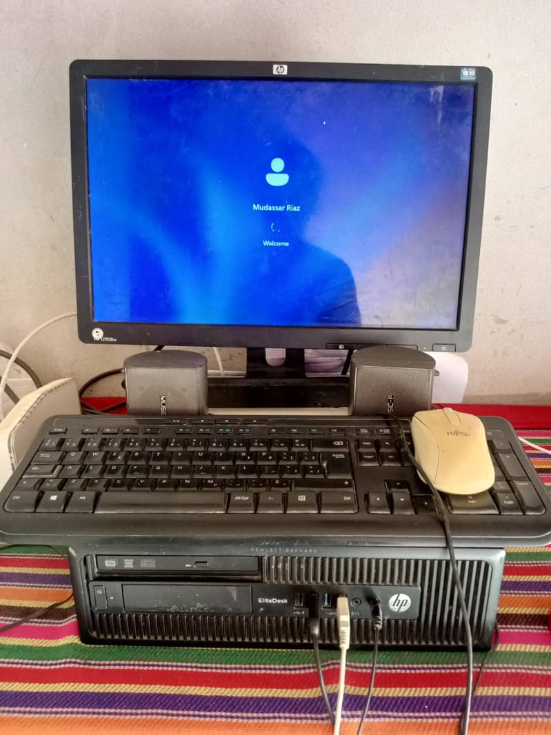 Computer CPU +LED Keyboard Mouse & Buffer 0