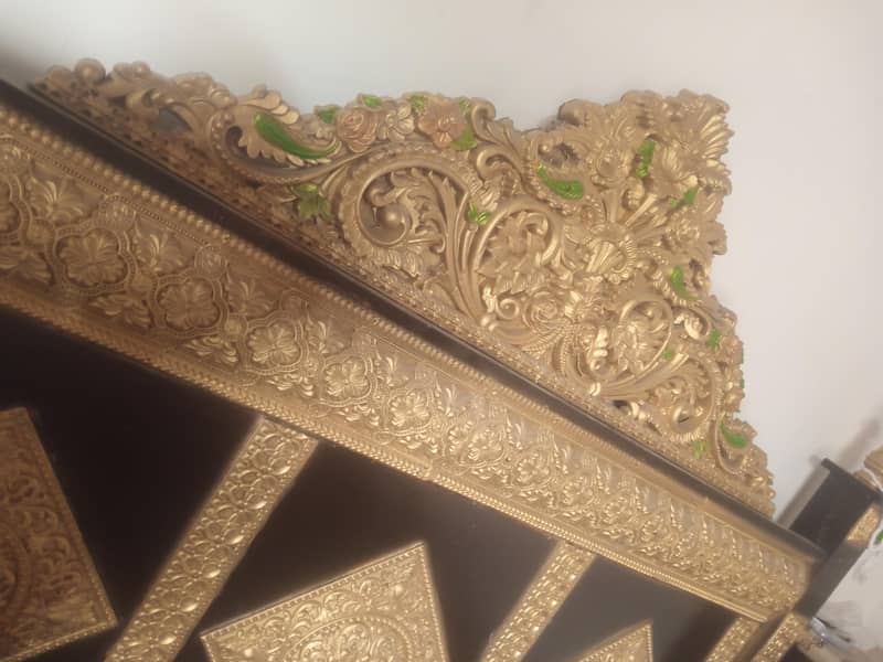 dad dressing table showcase 2