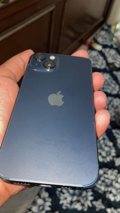 Iphone 13 in Warenty