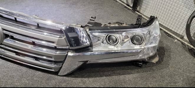 LC200 Headlights pair