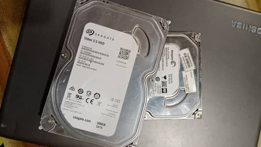 500 gb 2 new hdd 100% health or 4 gb ram