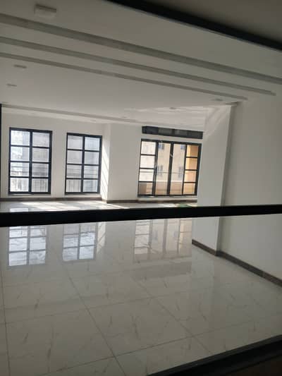 Separate SEPARATE OFFICE AND OFFICE SPACE AVAILABLE FOR RANT IN GULBERG GREEN ISLAMABAD